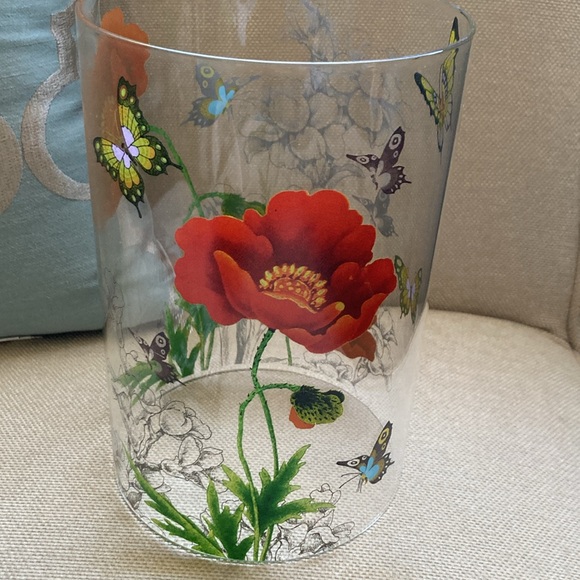 Excellent Condition- Pier 1 spiced pear candle with decorative cover & pedestal - Picture 13 of 13